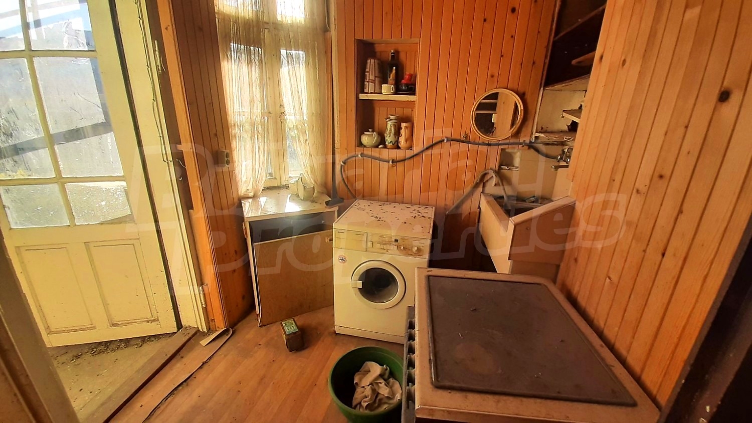 Gallery Picture 13