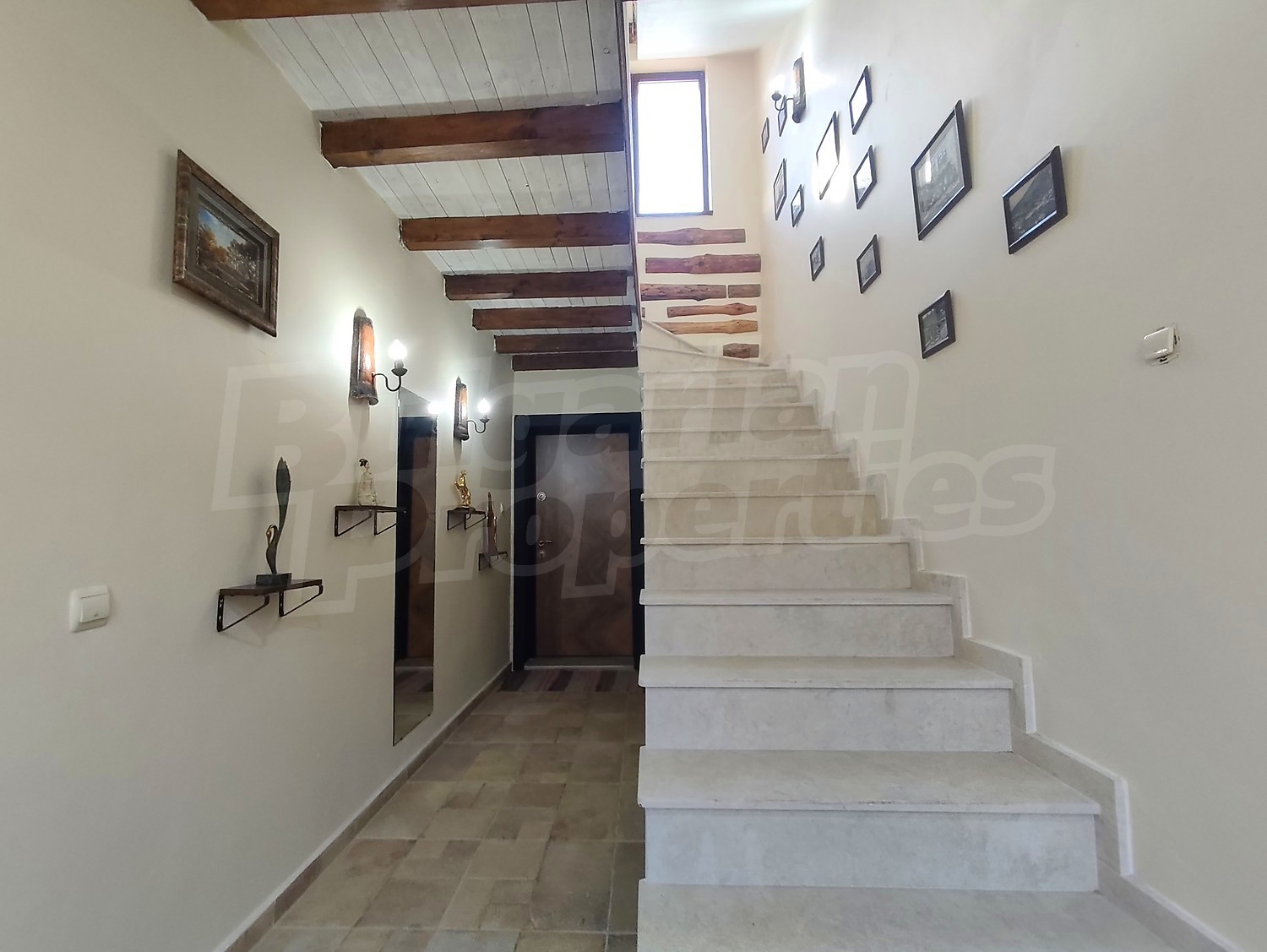 Gallery Picture 11