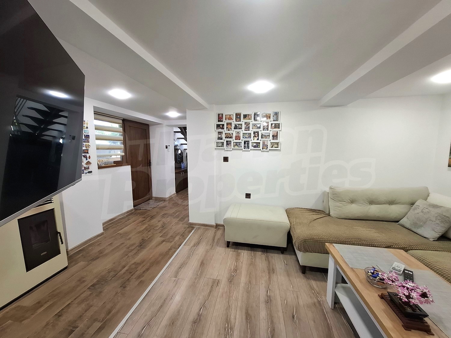 Gallery Picture 3