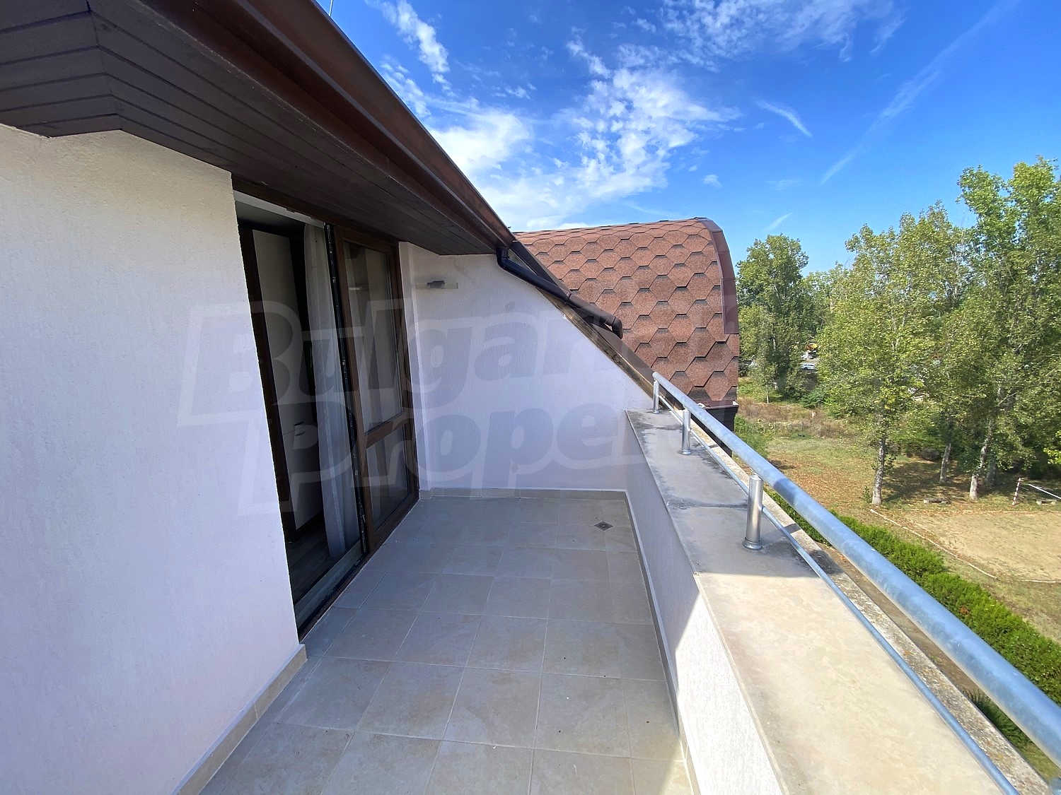 Gallery Picture 6