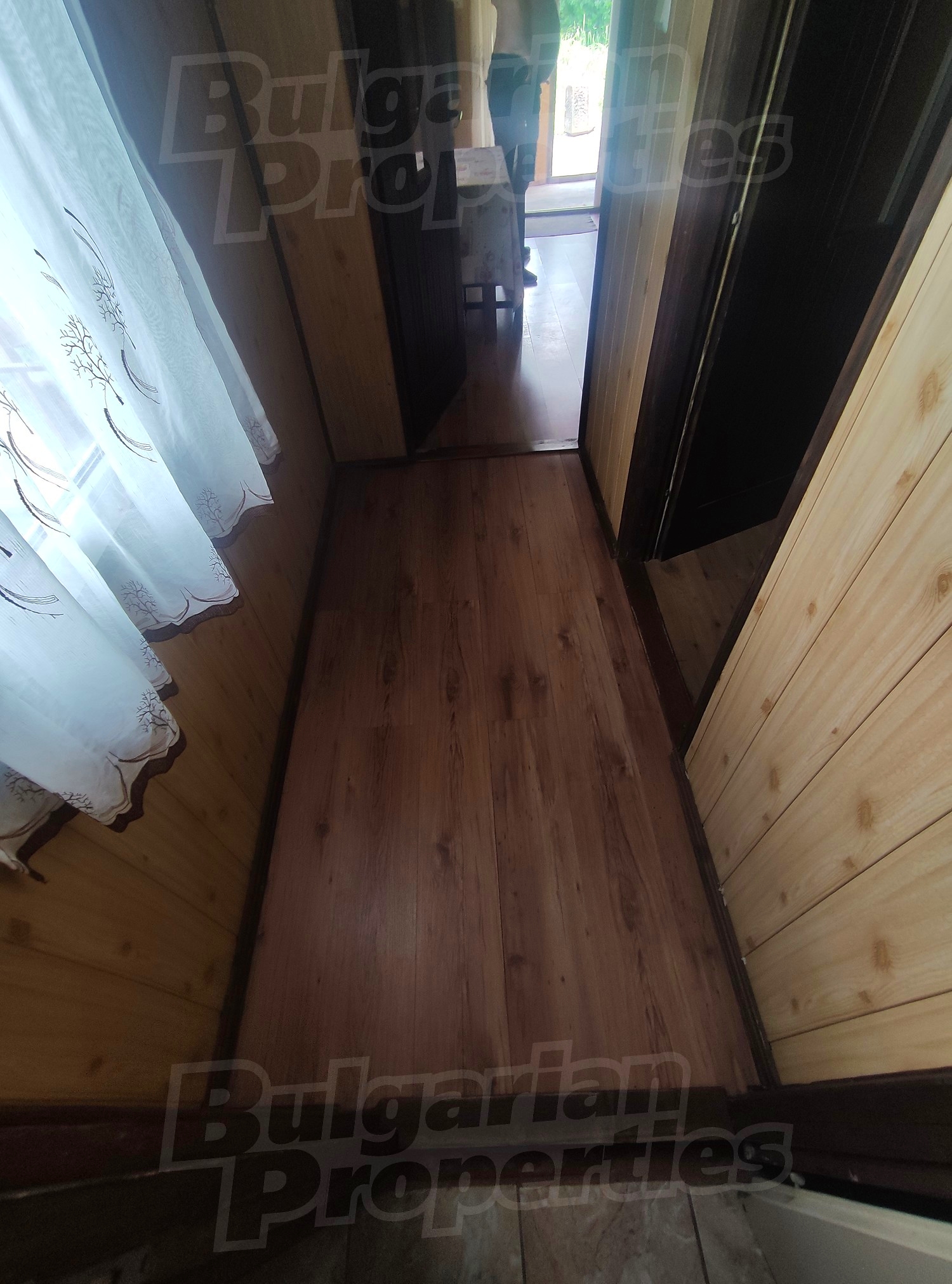 Gallery Picture 16