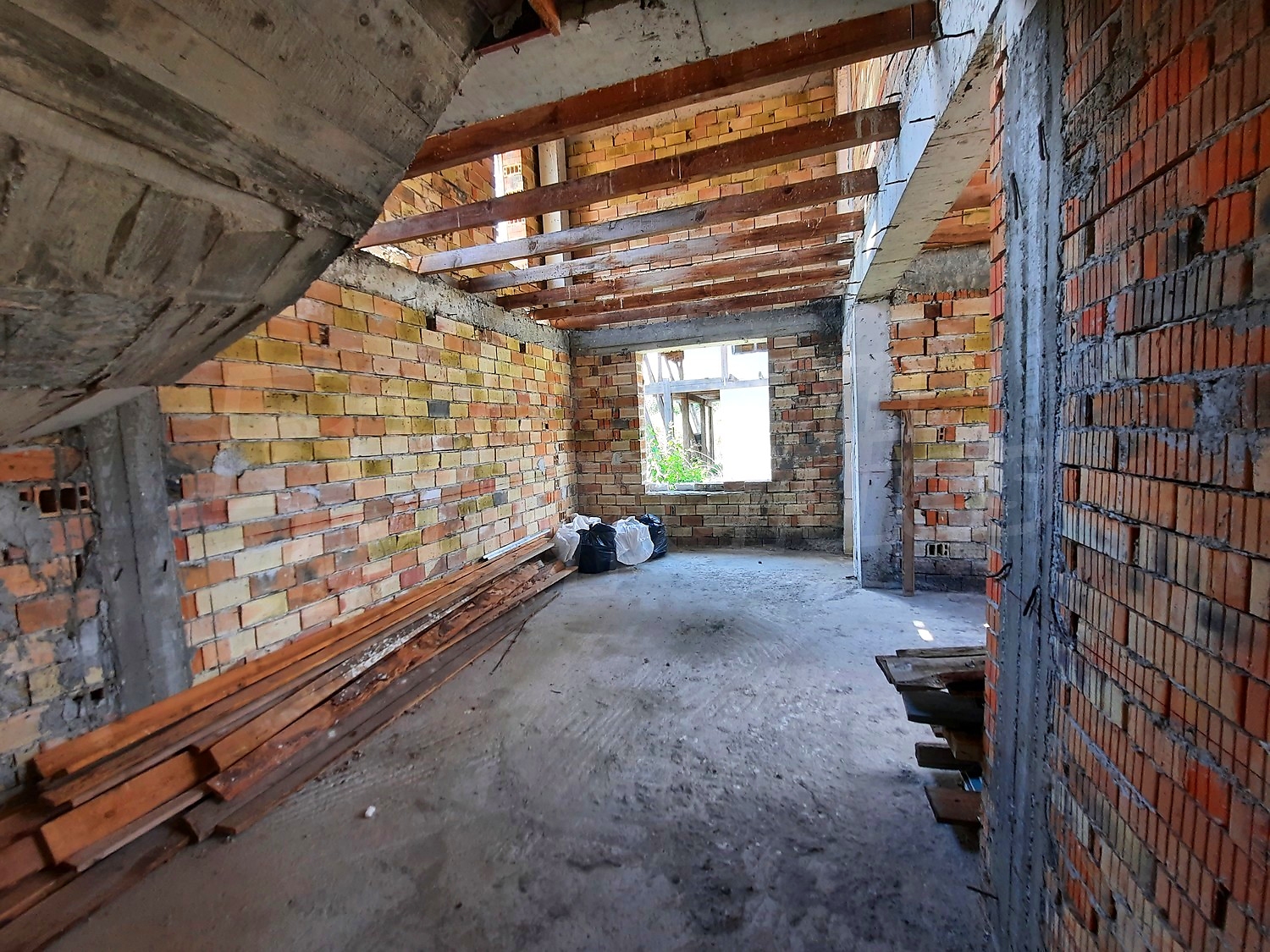 Gallery Picture 26