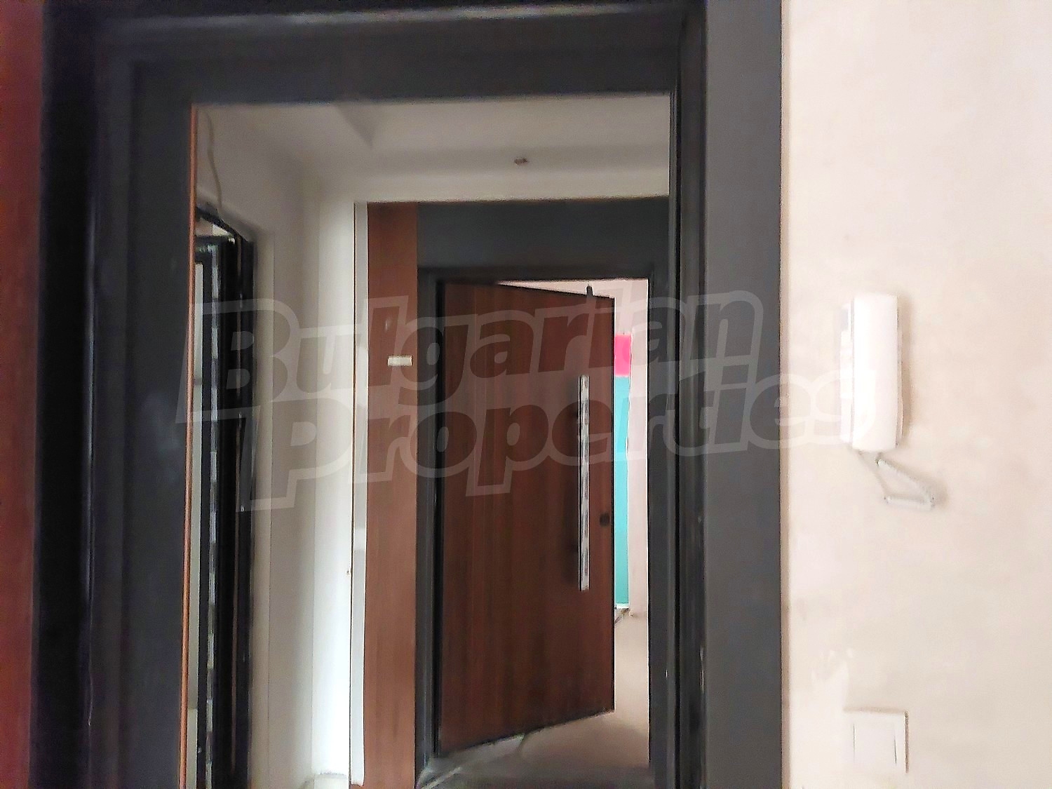 Gallery Picture 16