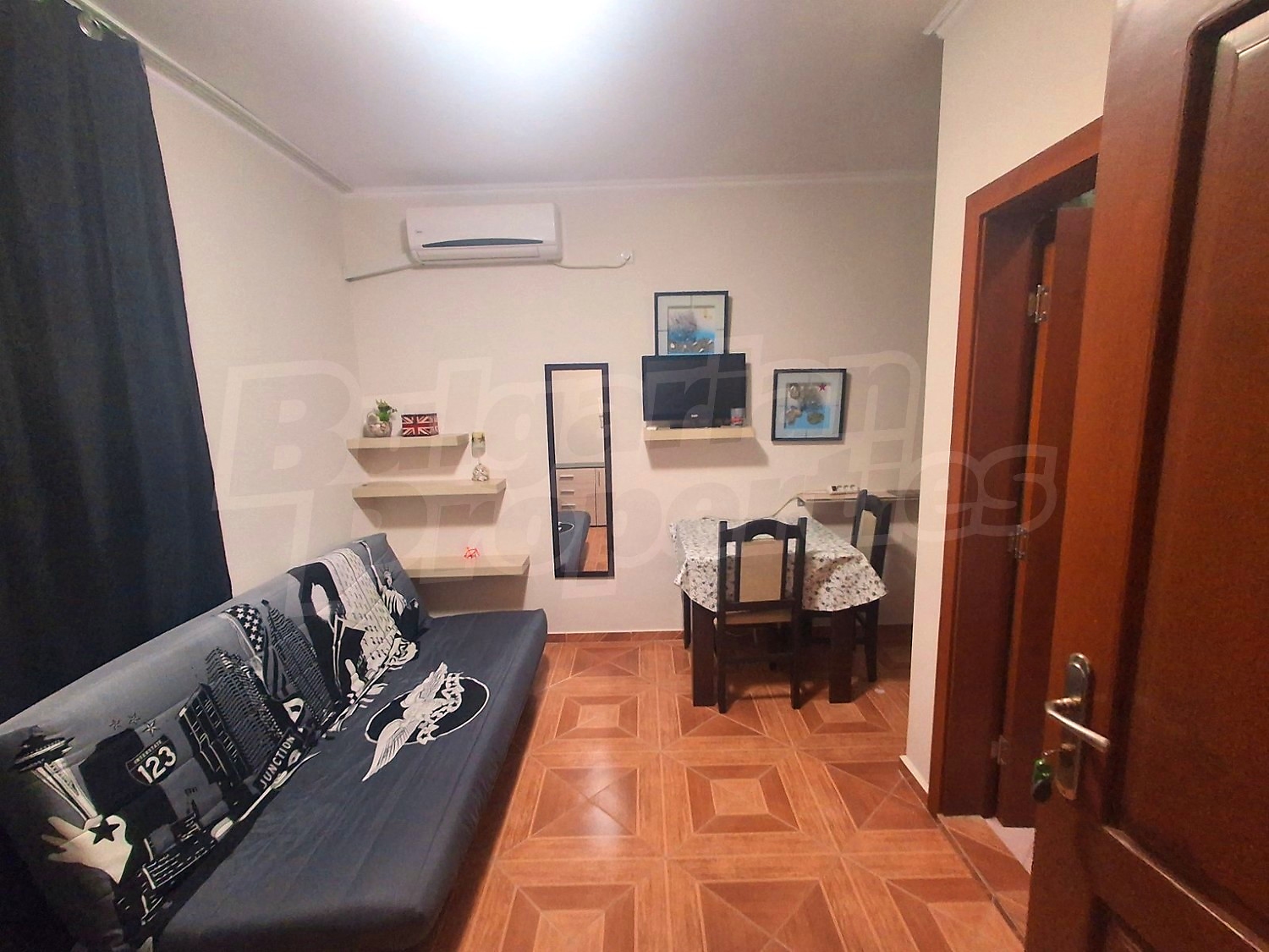 Gallery Picture 4