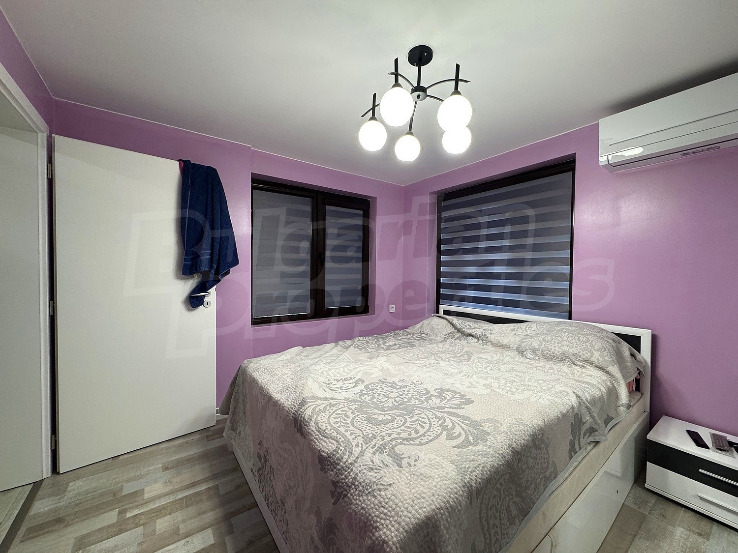 Gallery Picture 4