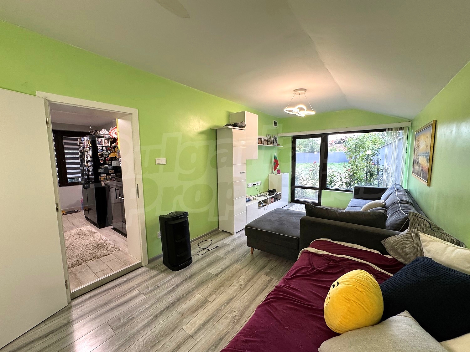 Gallery Picture 2