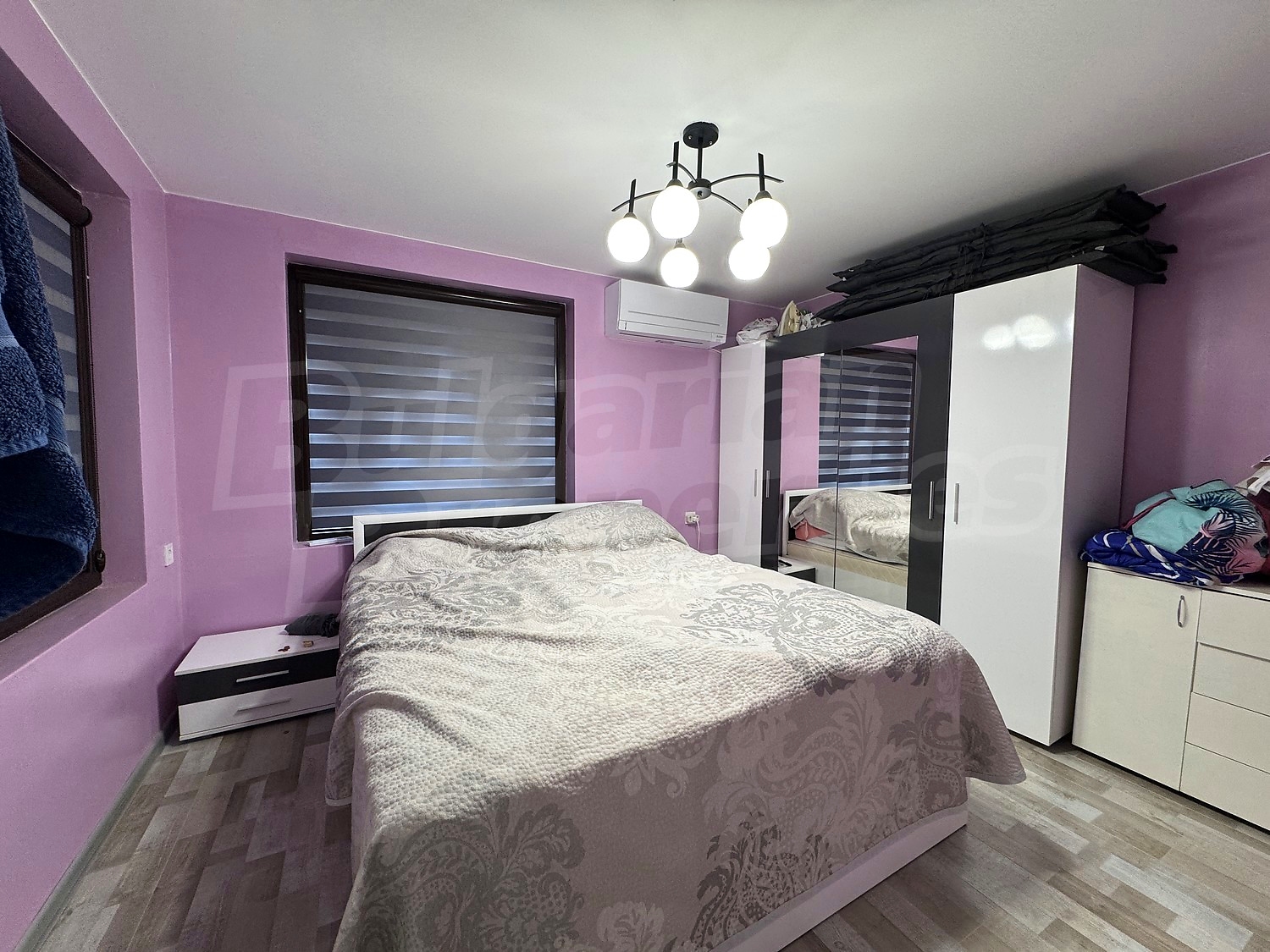 Gallery Picture 11