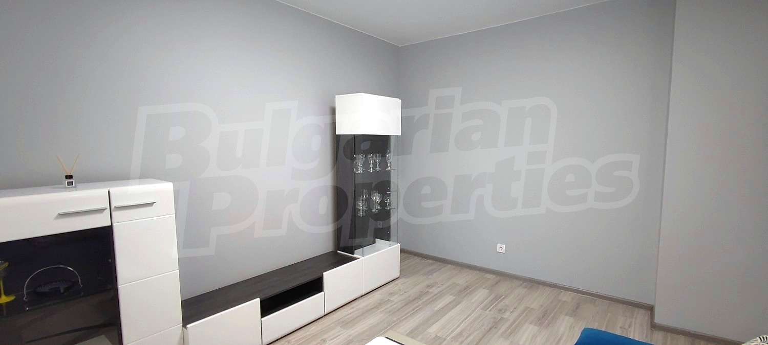 Gallery Picture 14