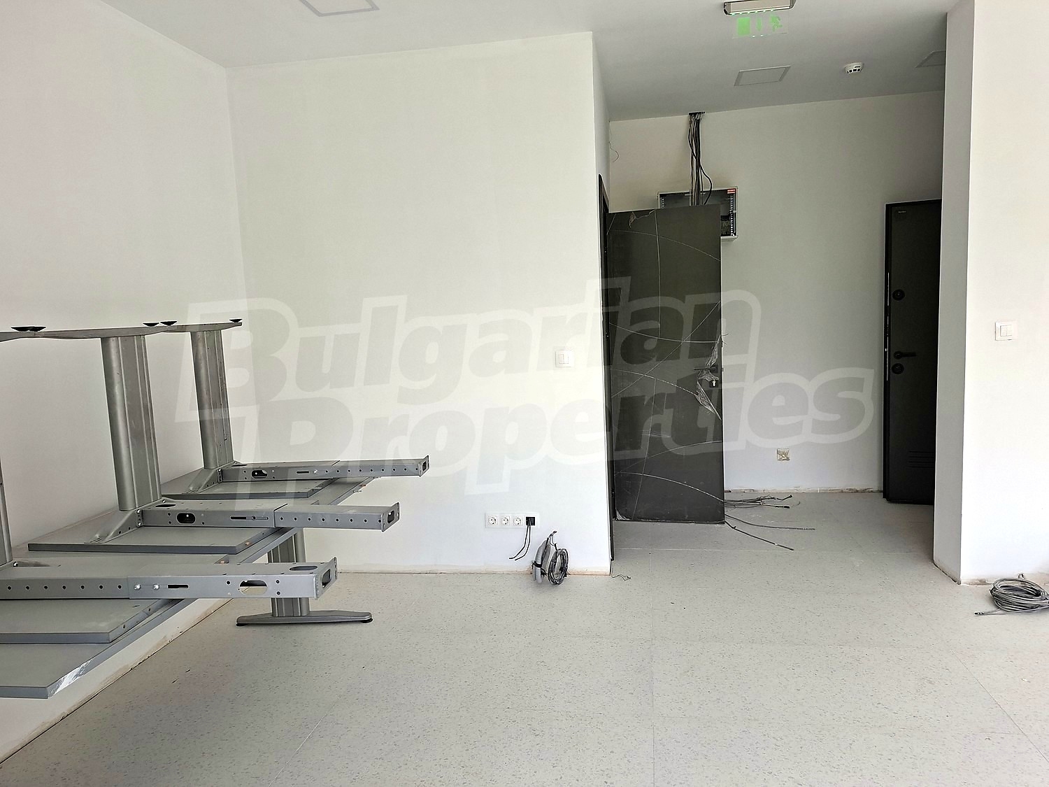 Gallery Picture 15