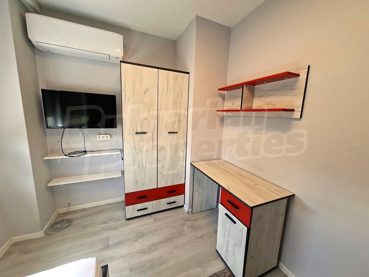 Gallery Picture 13