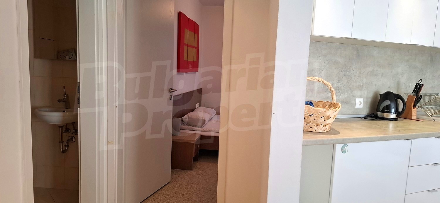 Gallery Picture 12