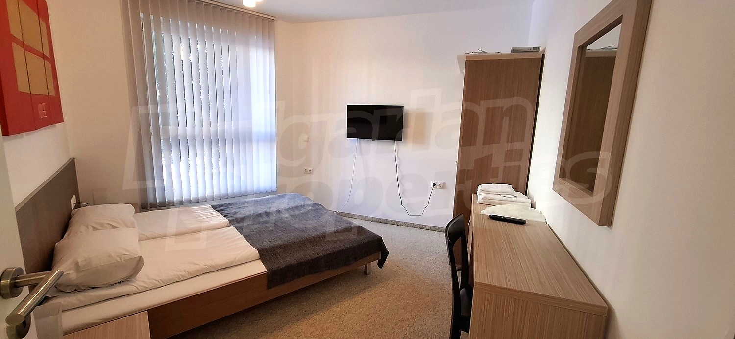 Gallery Picture 16
