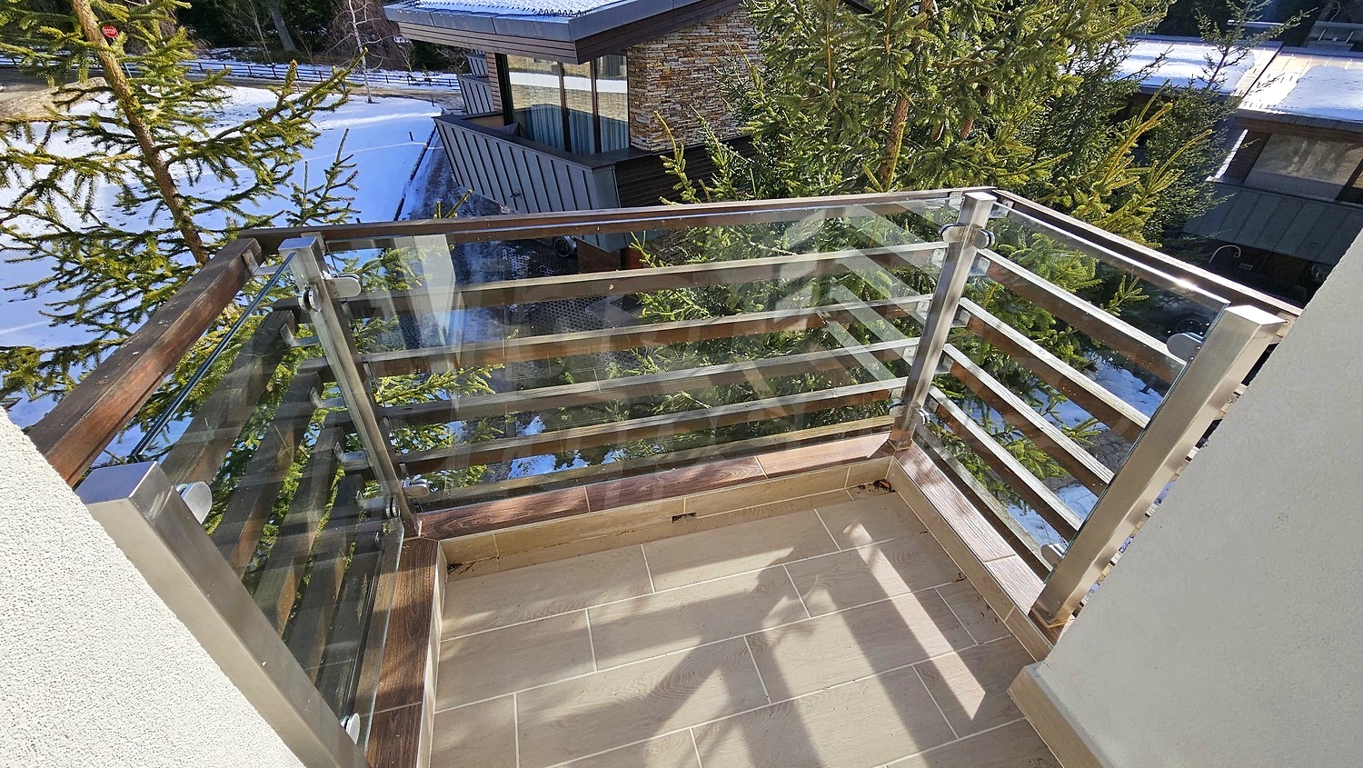 Gallery Picture 28