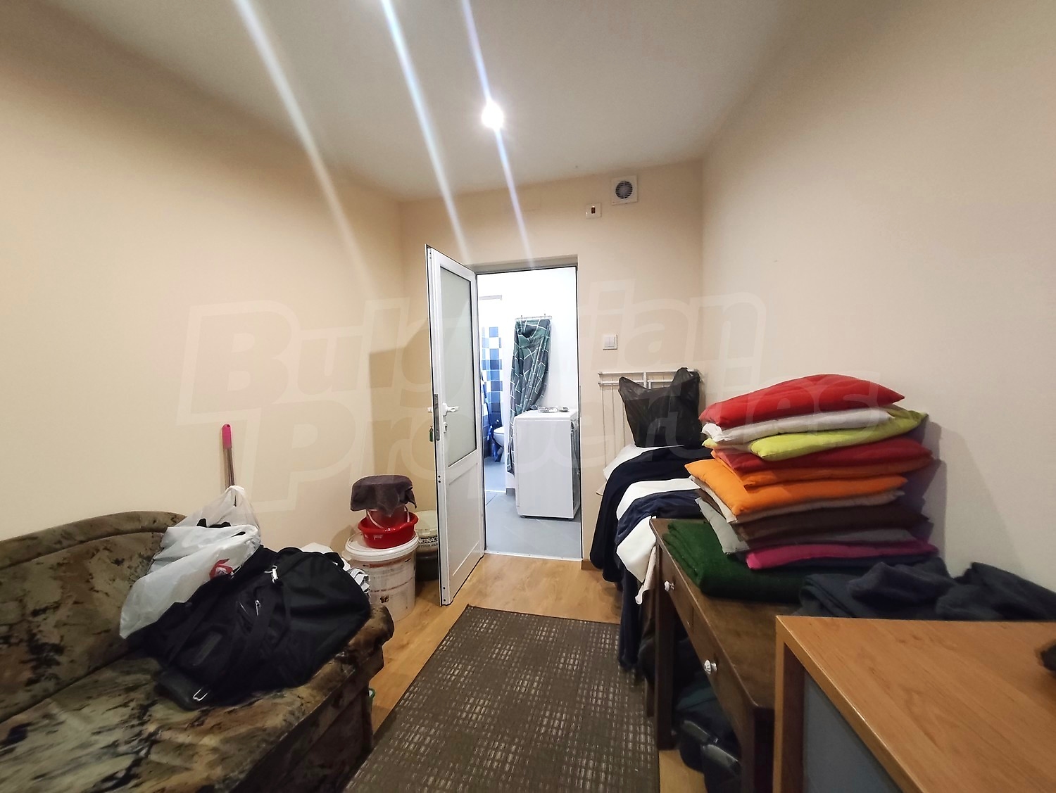 Gallery Picture 19