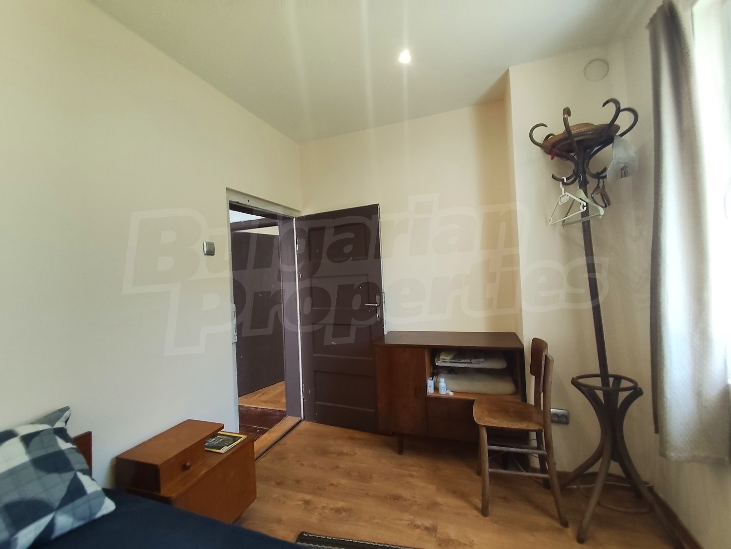 Gallery Picture 29