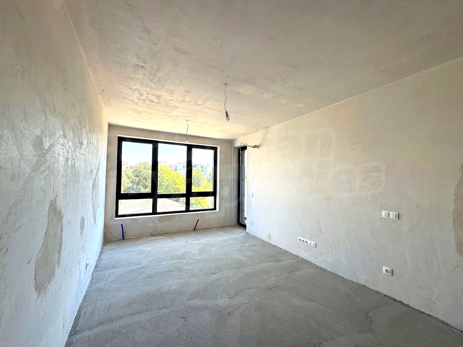Gallery Picture 3
