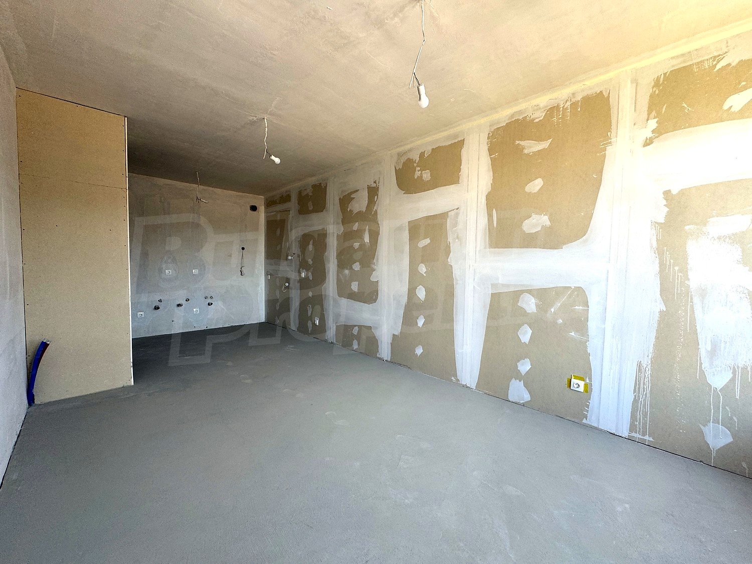 Gallery Picture 10