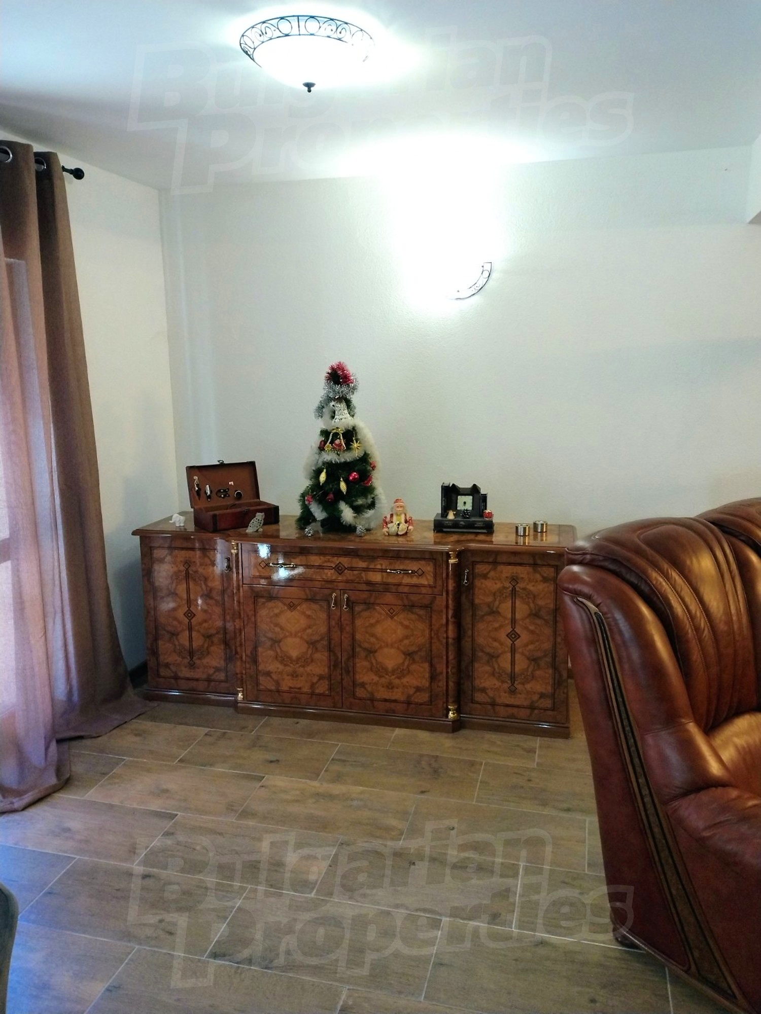 Gallery Picture 19