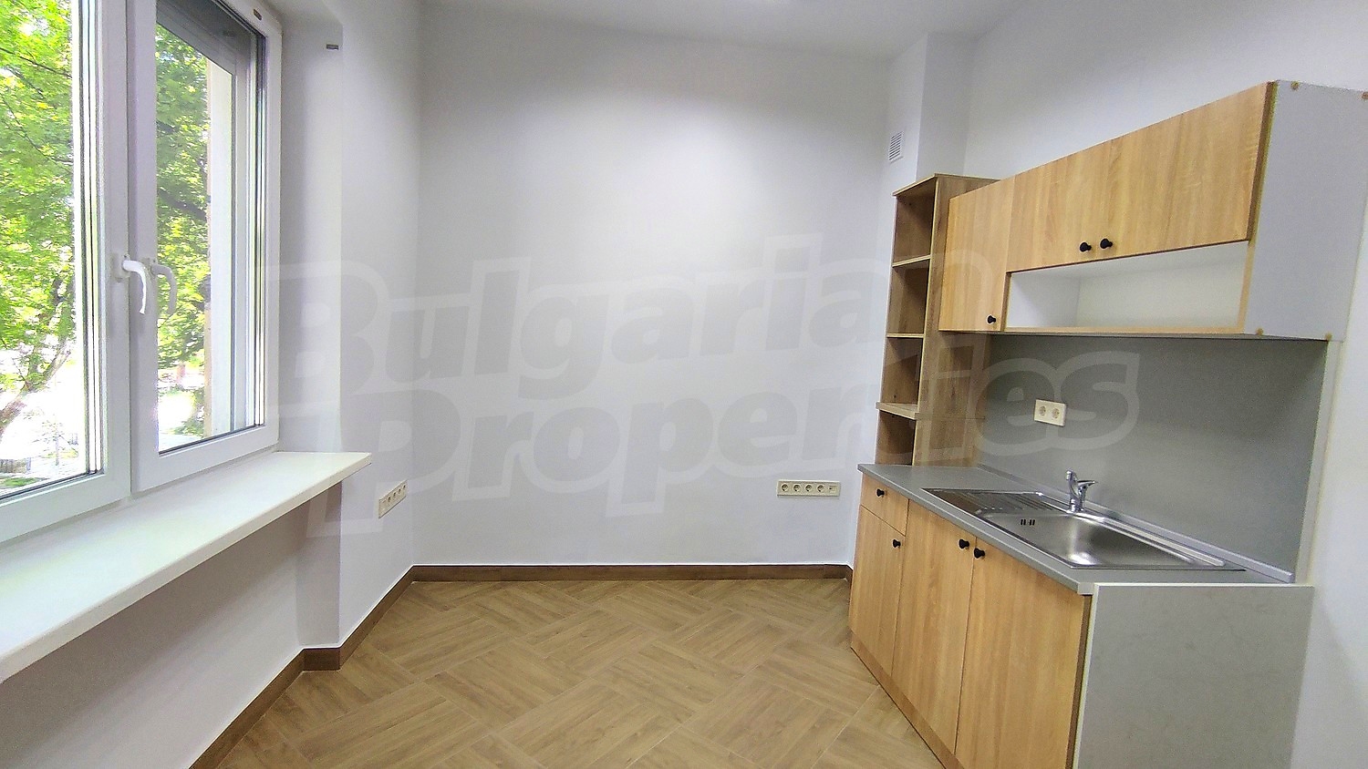 Gallery Picture 6