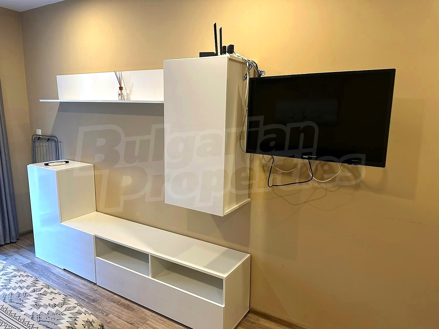 Gallery Picture 4