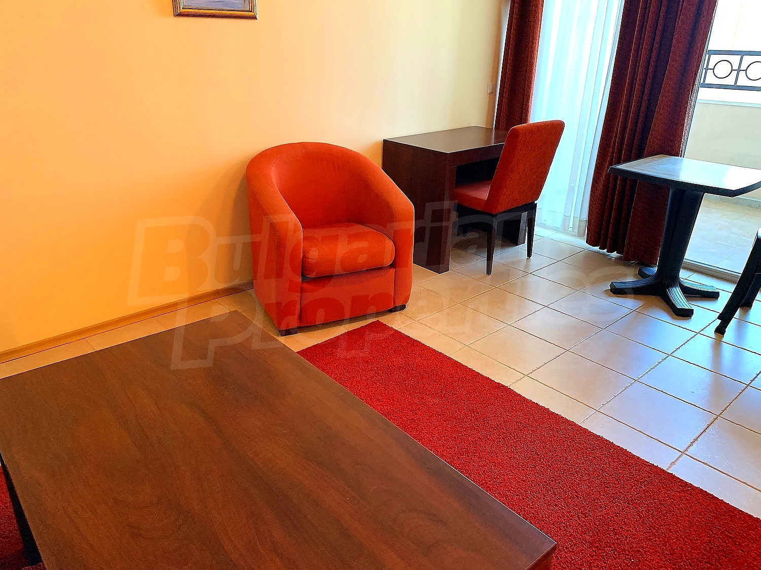 Gallery Picture 12