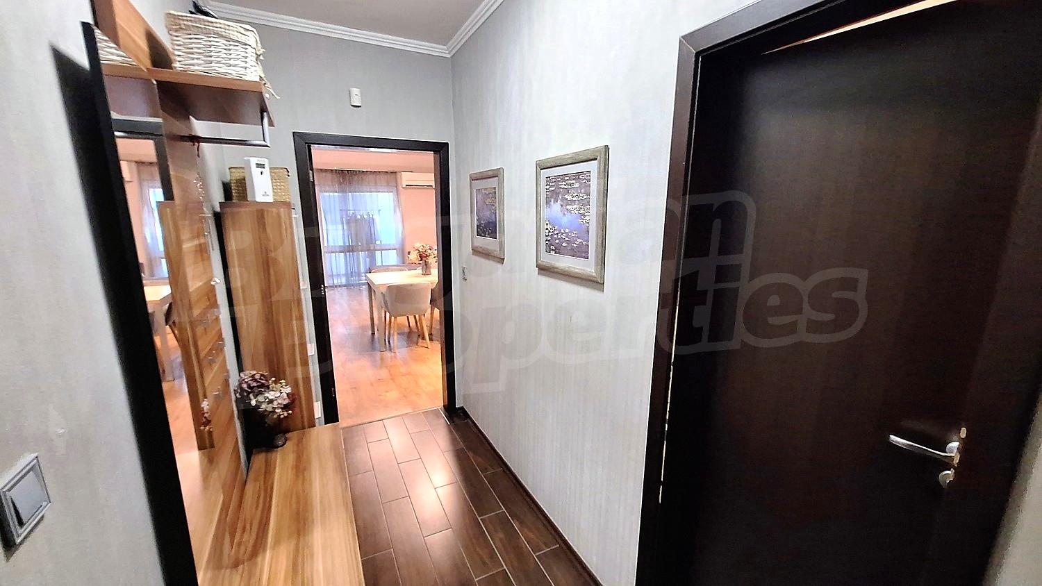Gallery Picture 13