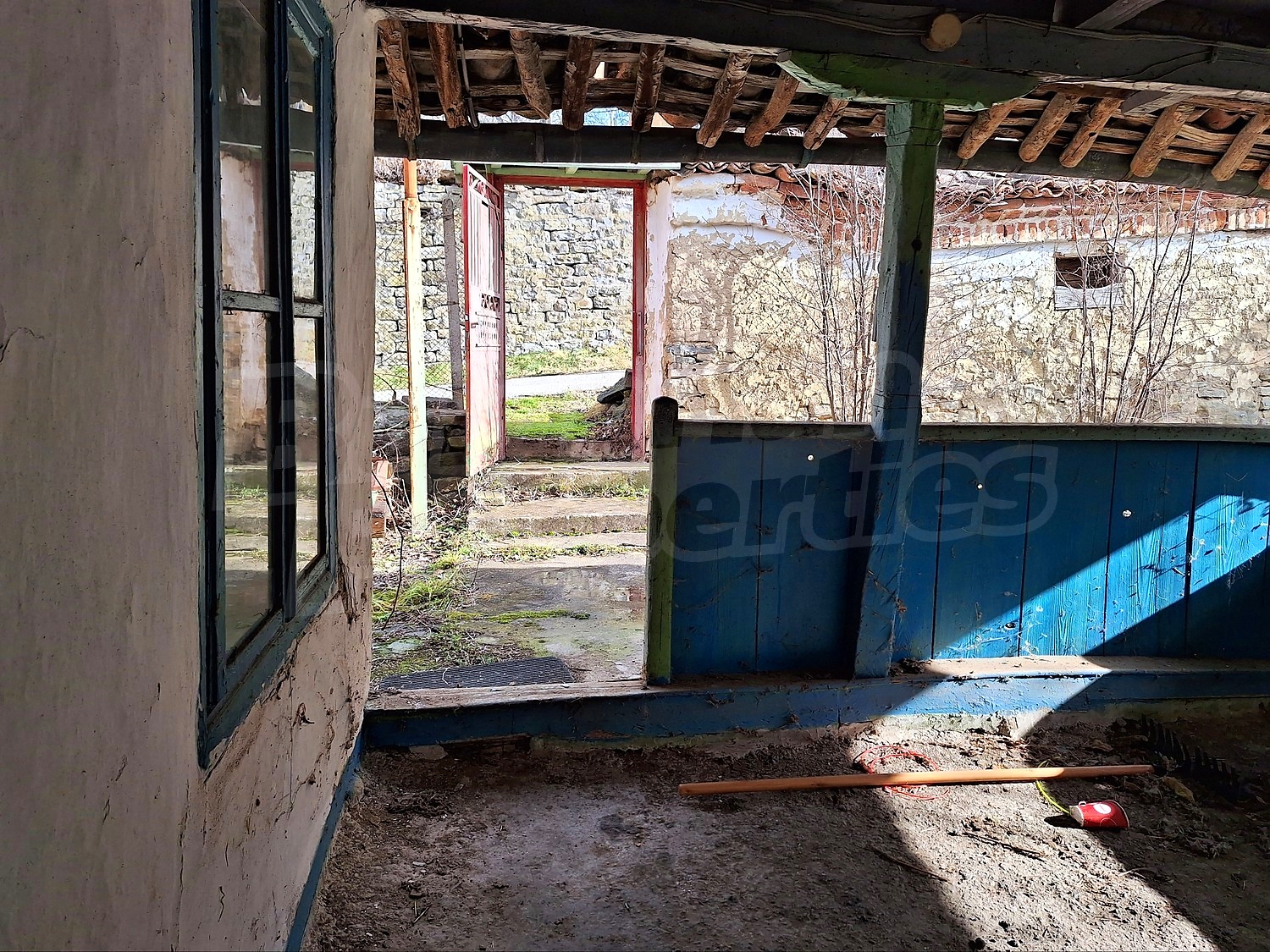 Gallery Picture 23