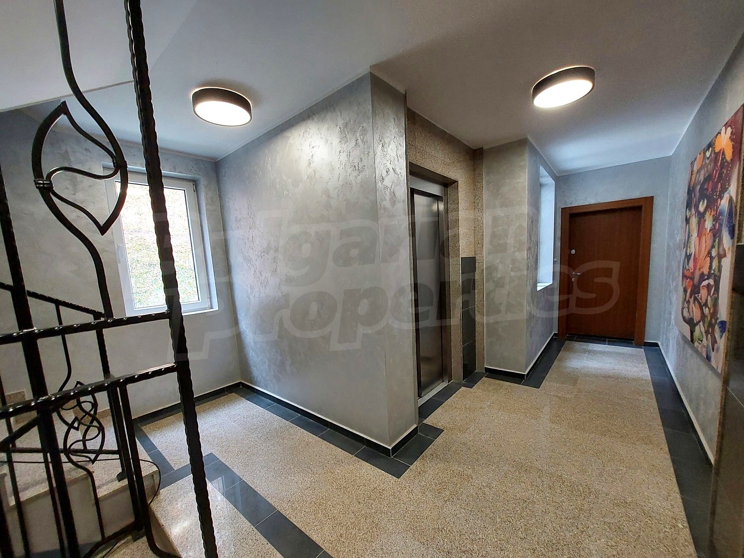 Gallery Picture 10