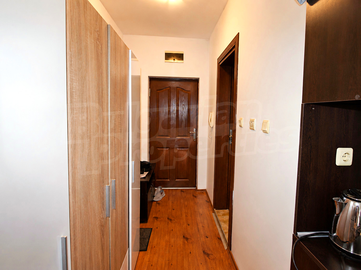 Gallery Picture 8