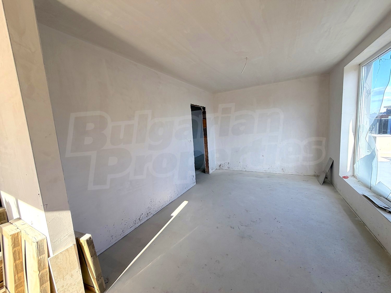 Gallery Picture 4