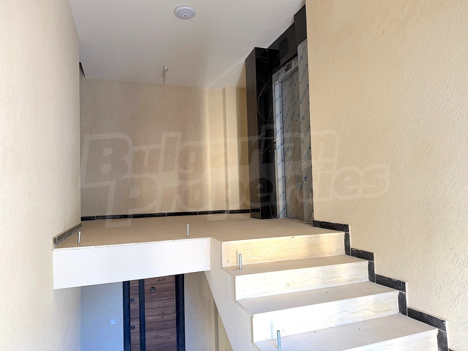 Gallery Picture 34