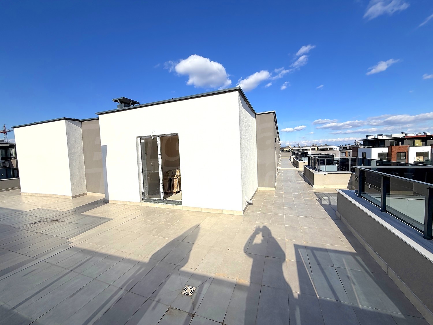 Gallery Picture 12