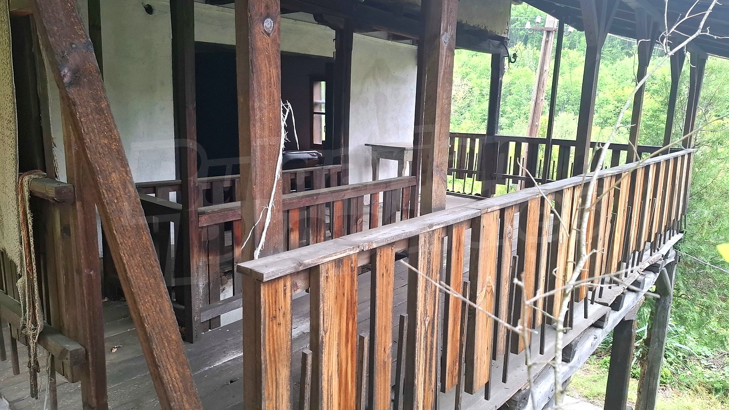 Gallery Picture 27