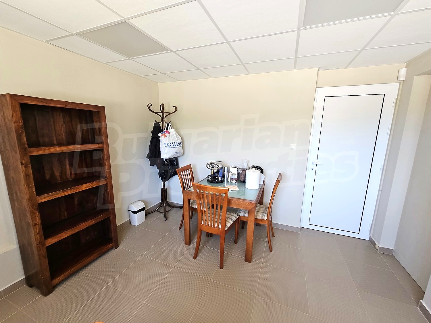 Gallery Picture 33