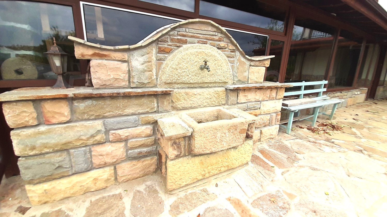 Gallery Picture 6