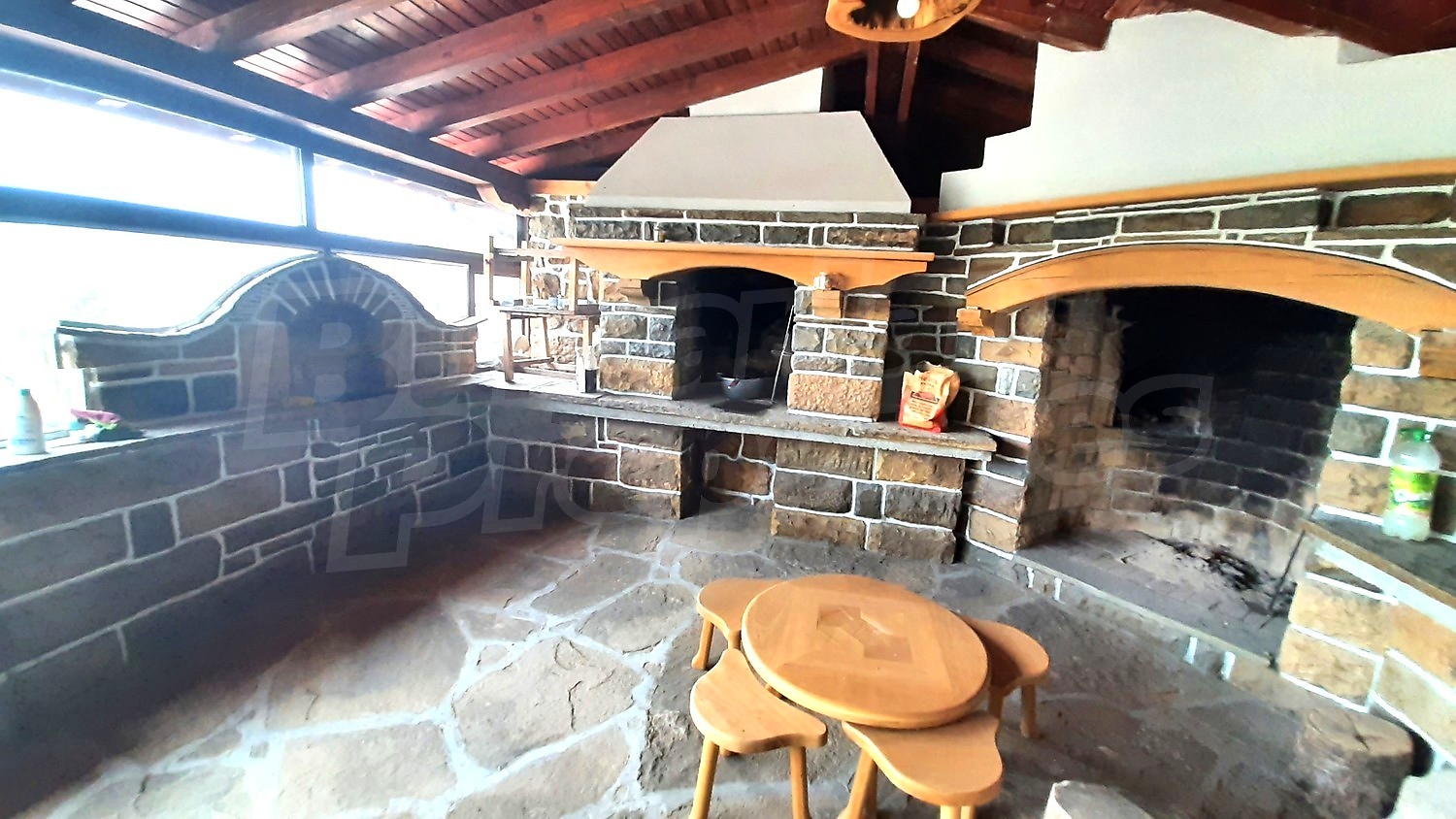 Gallery Picture 13