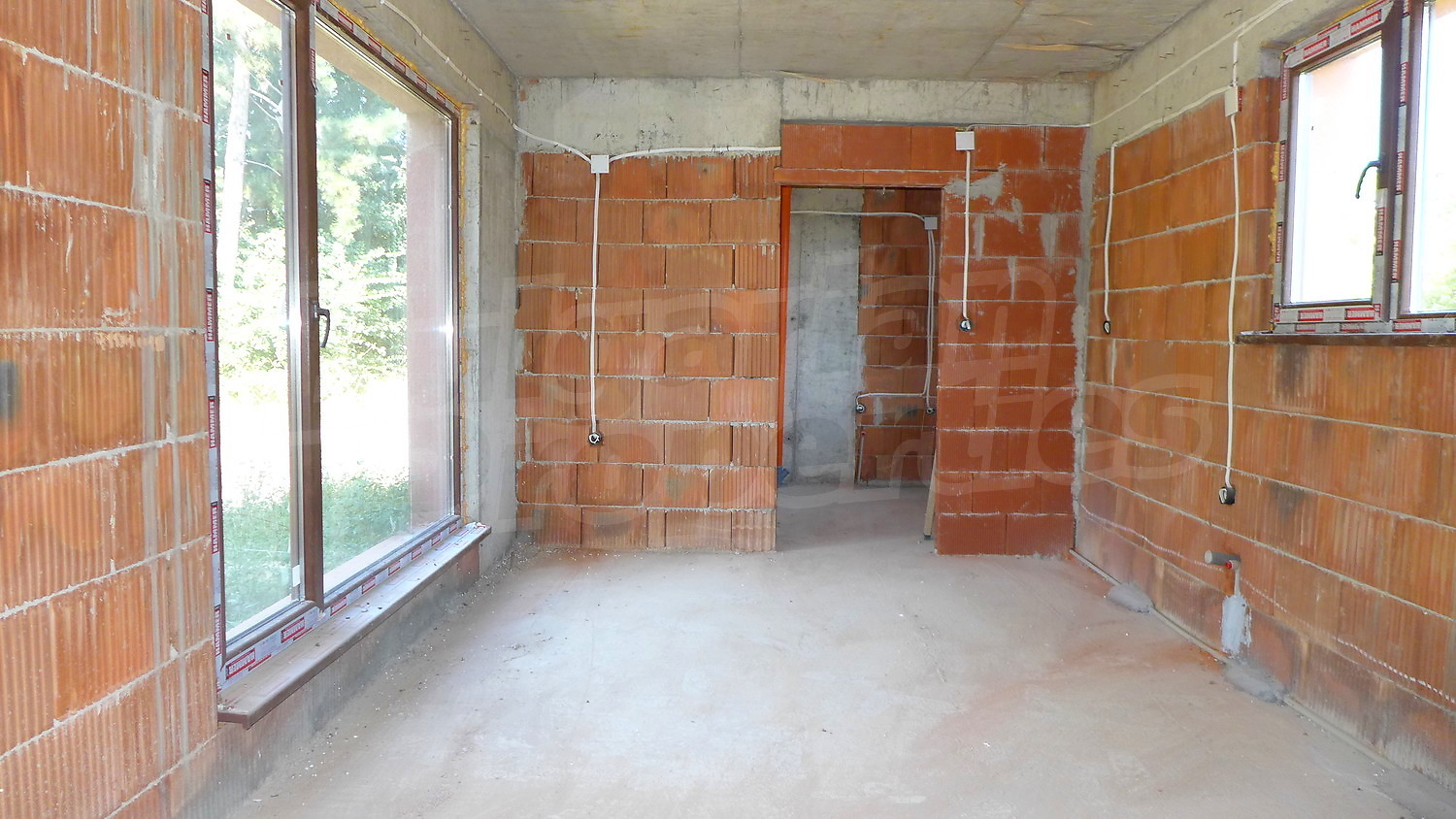 Gallery Picture 14