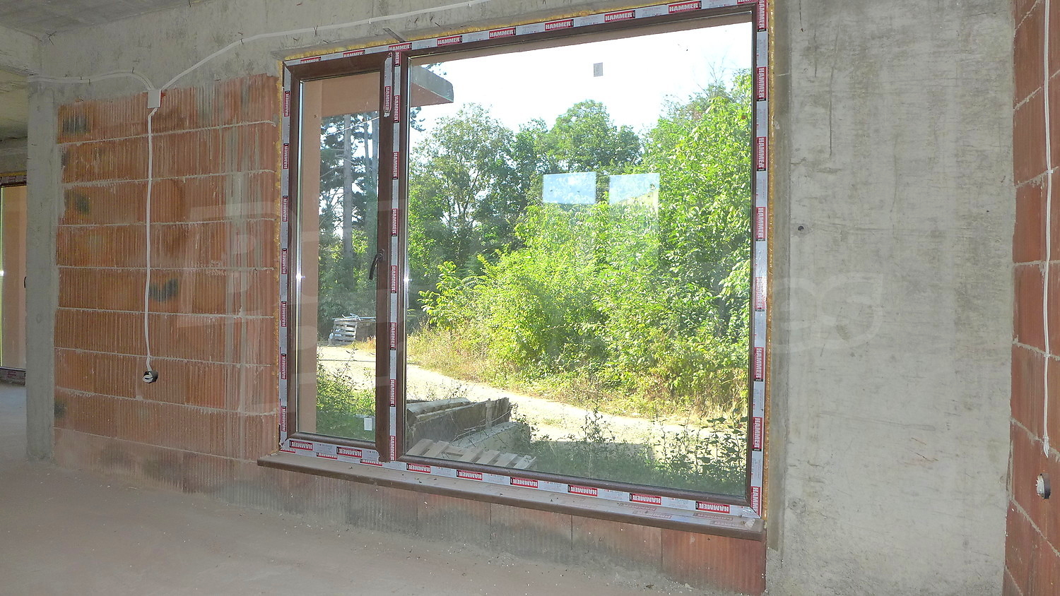 Gallery Picture 13