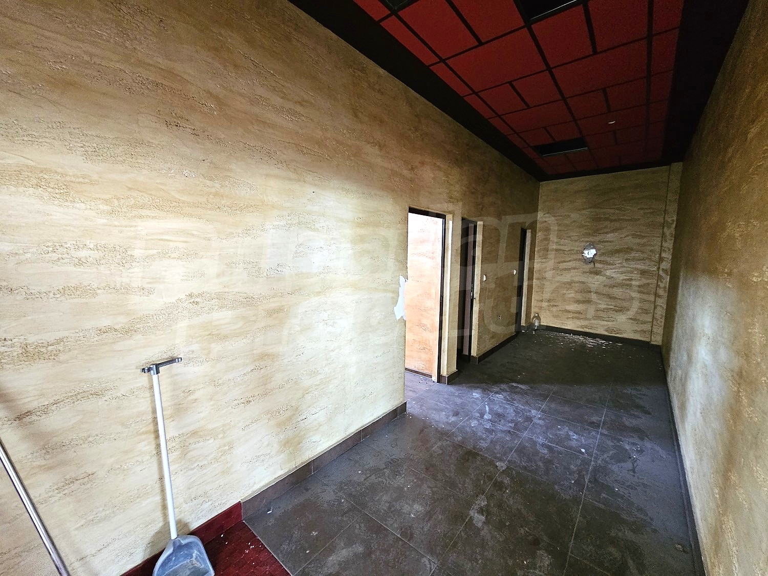 Gallery Picture 25