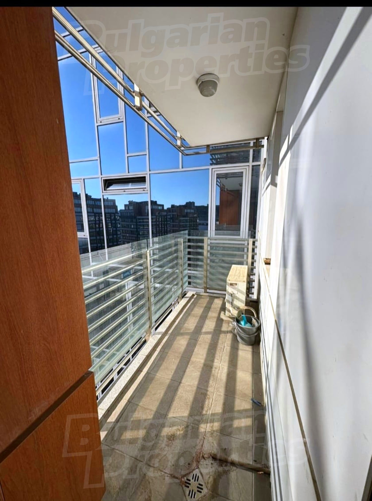 Gallery Picture 15