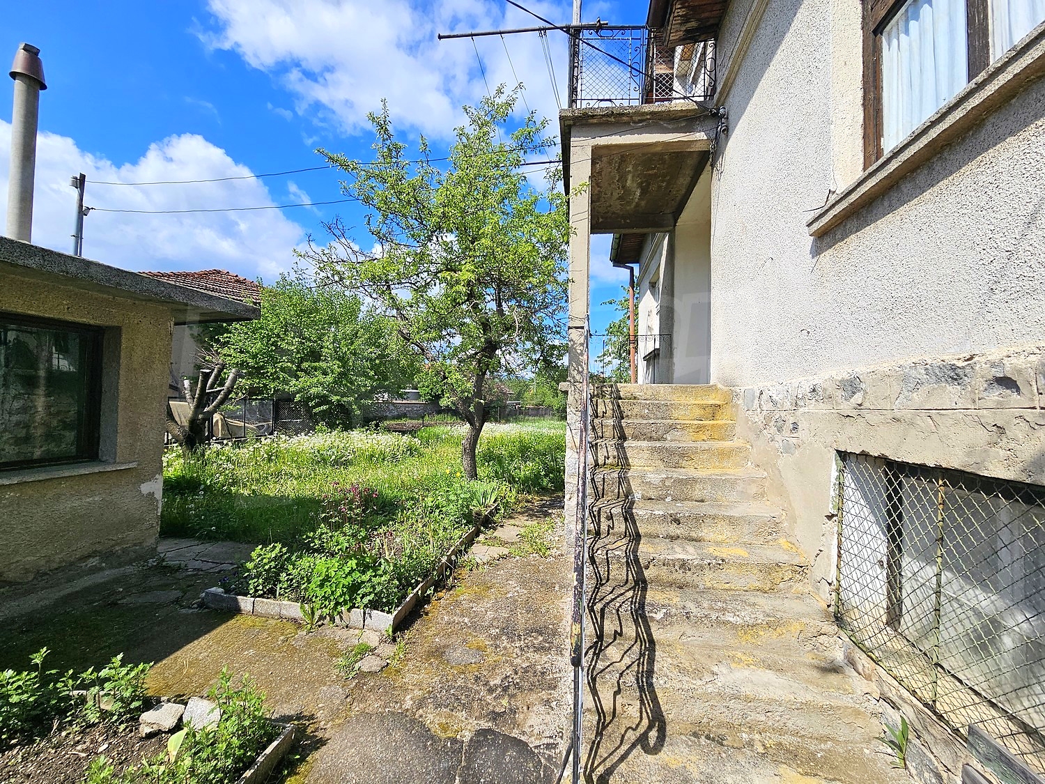 outside, facade, garden