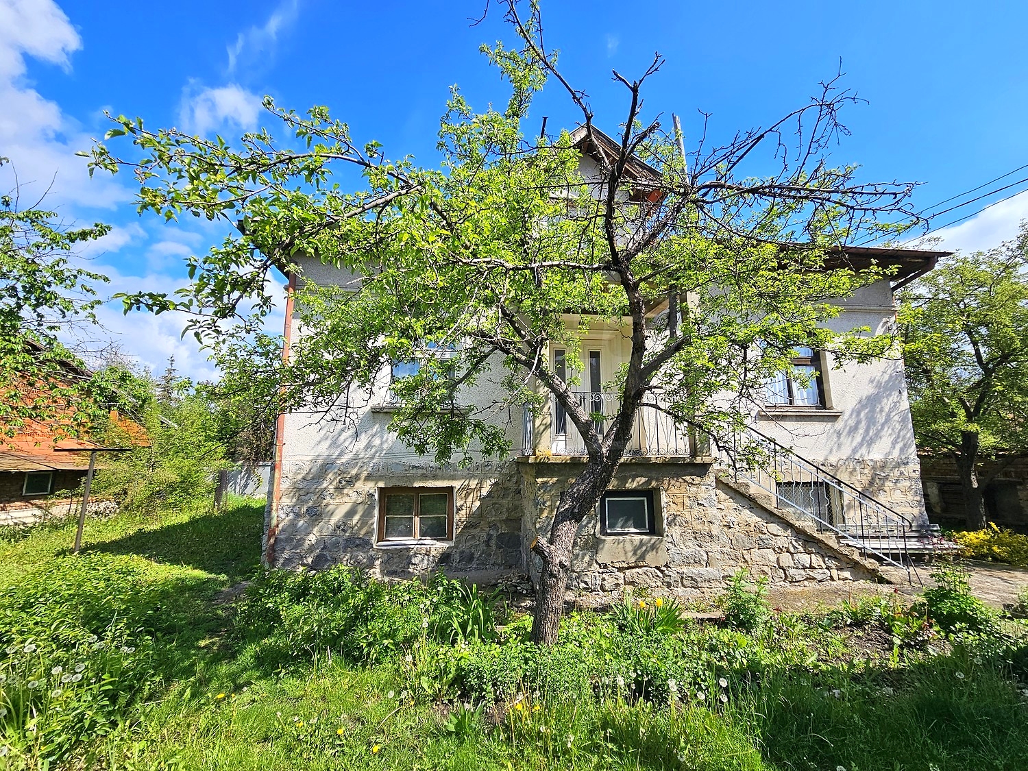 outside, facade, garden