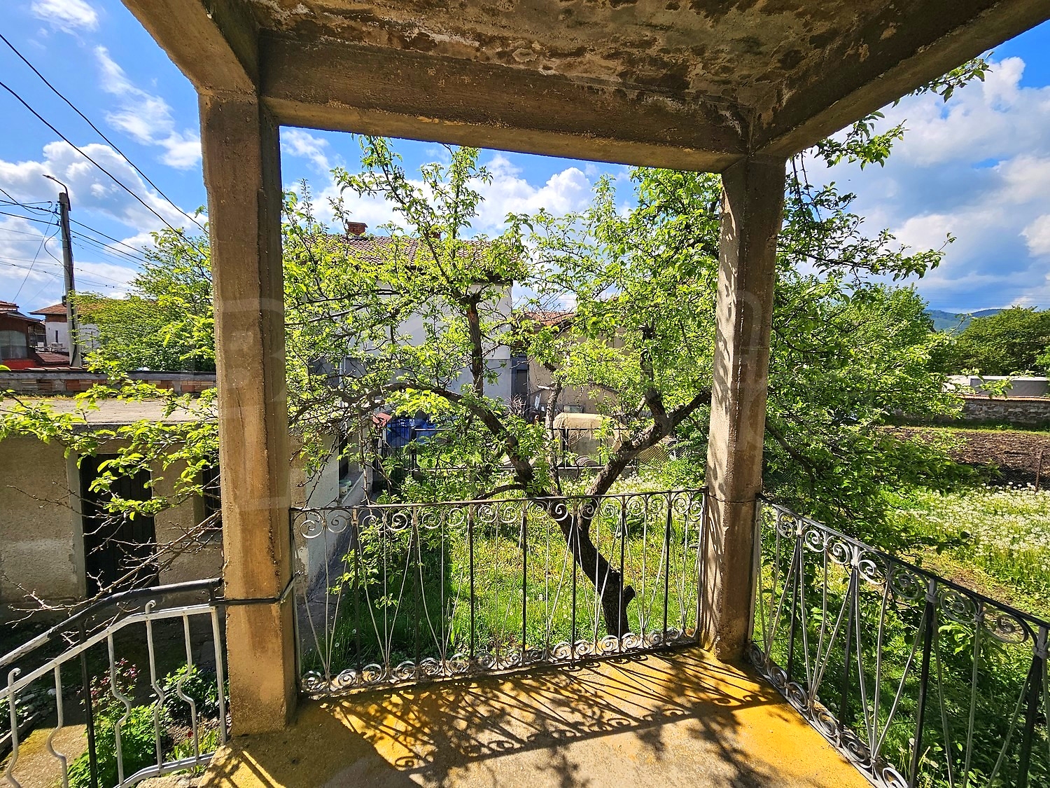 balcony, garden, outside