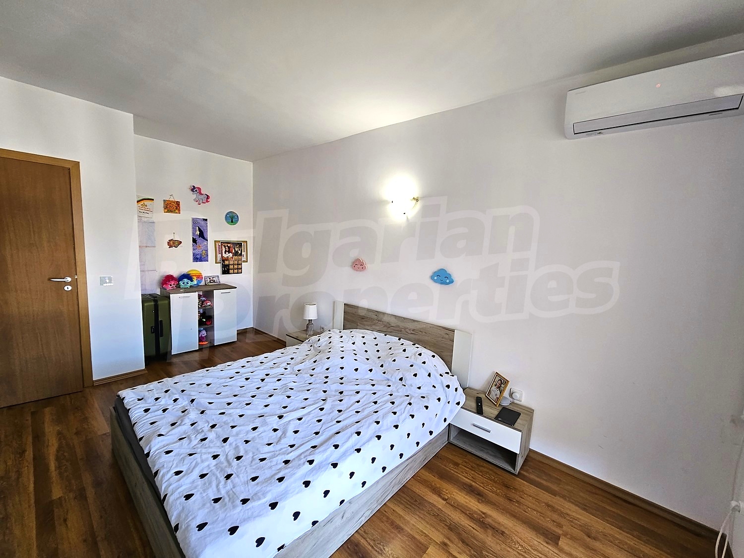 bedroom, furnished
