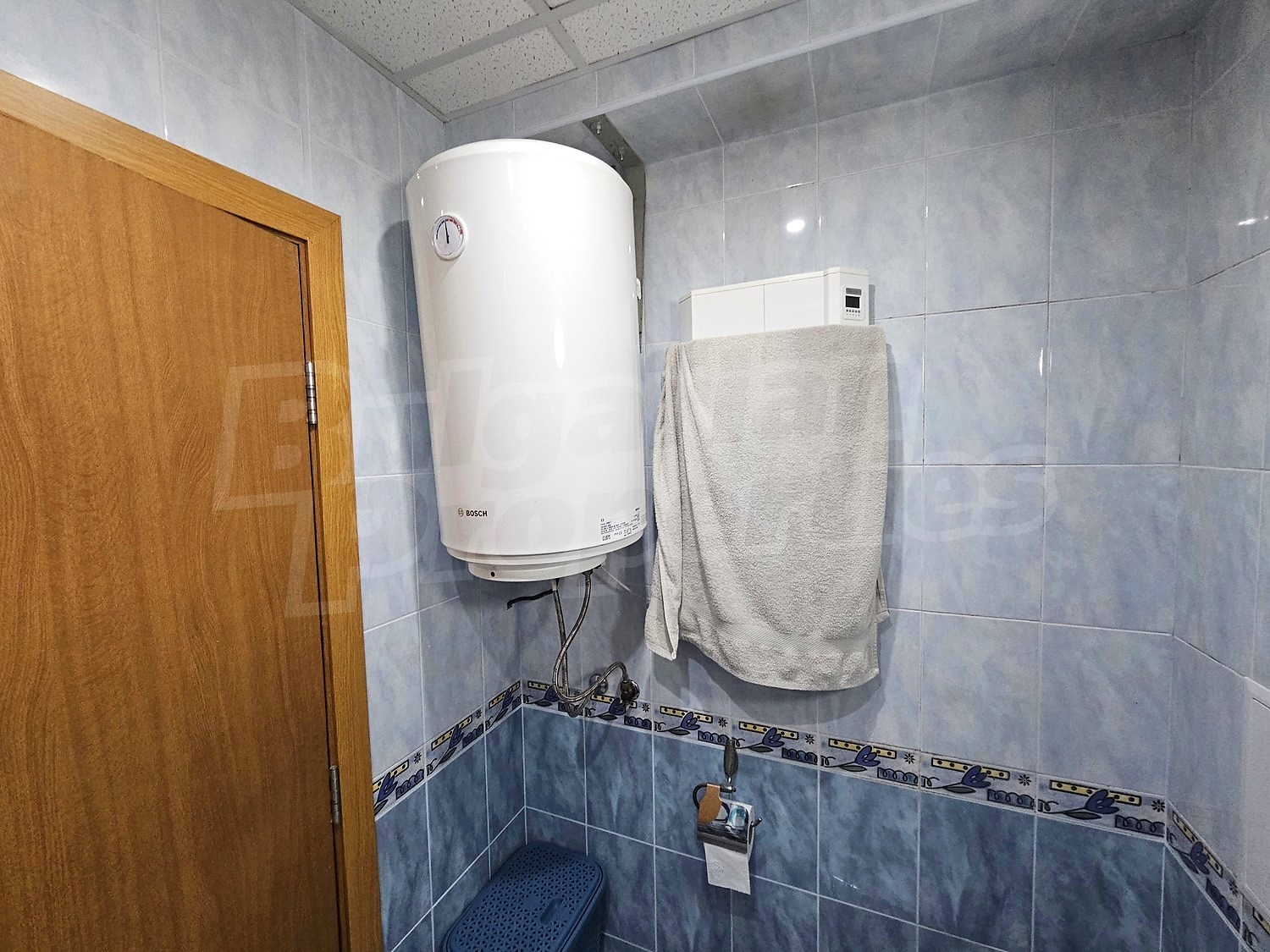 inside, bathroom