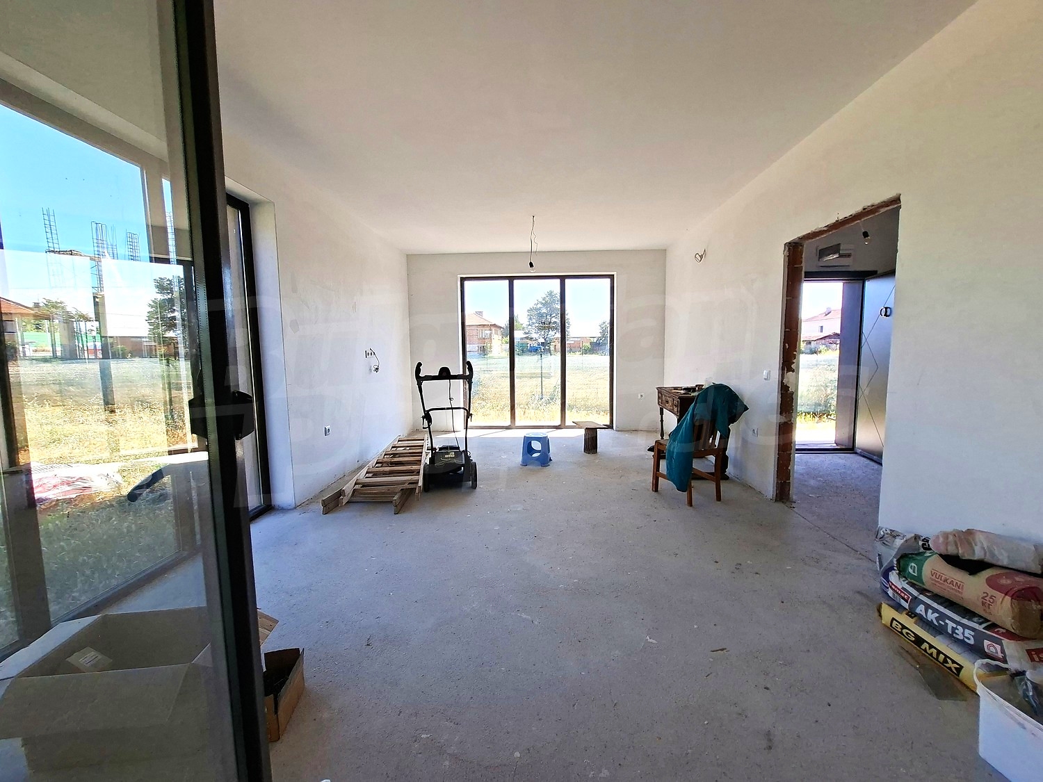 Gallery Picture 3