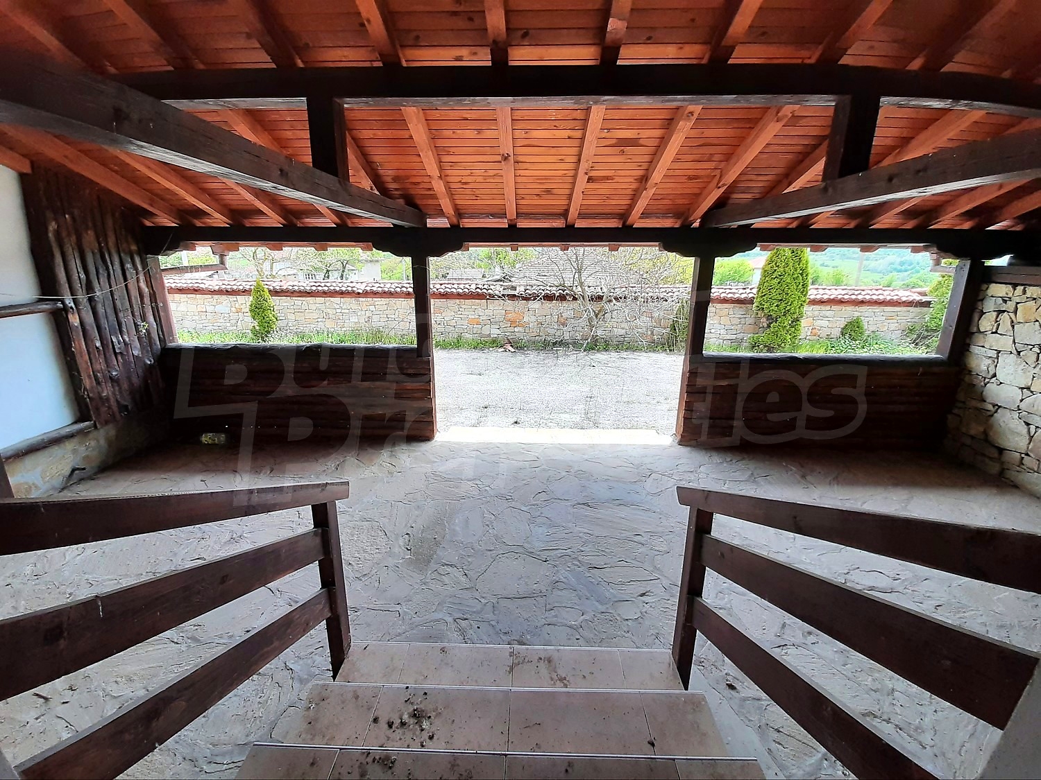 Gallery Picture 27