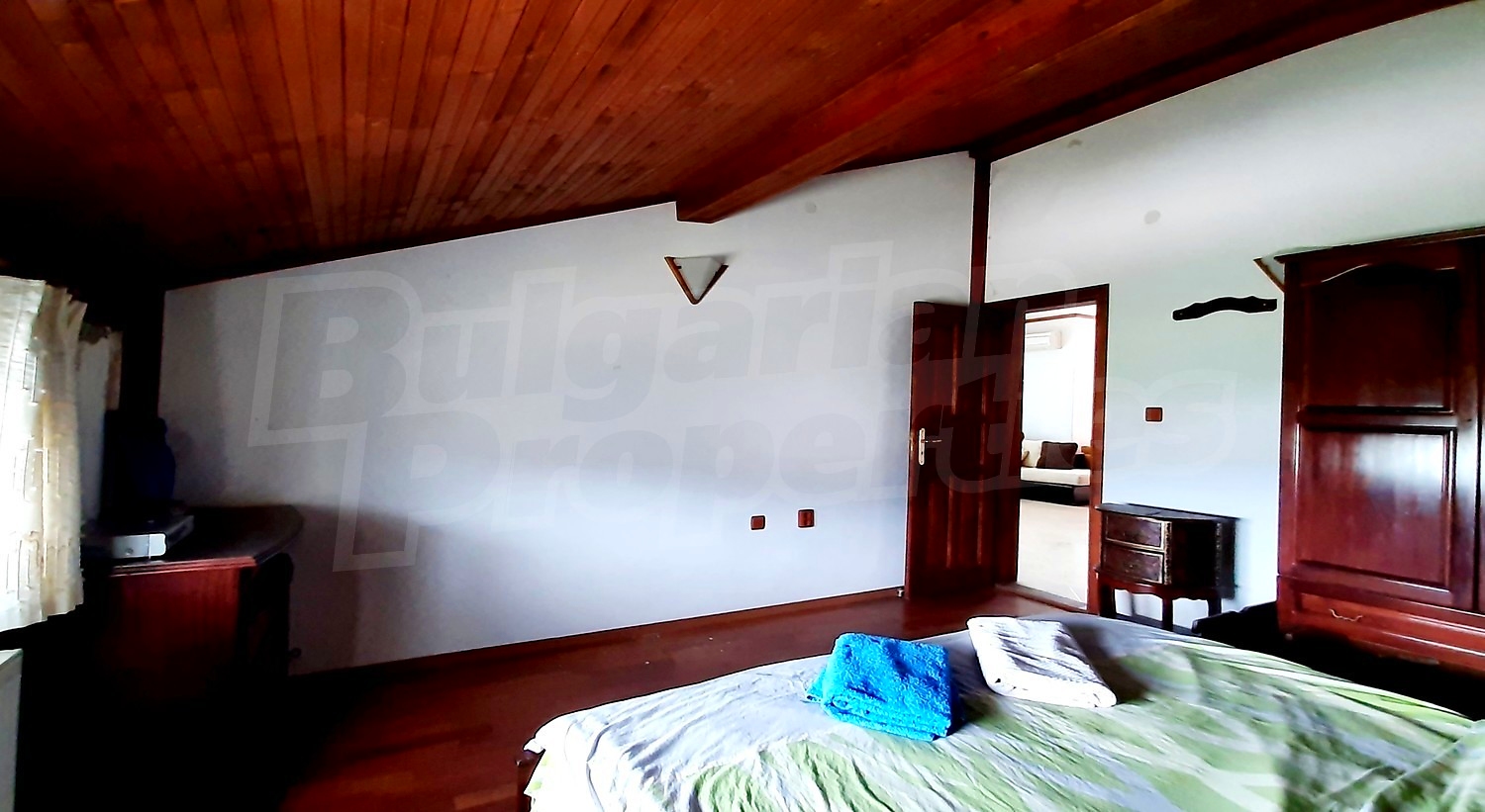 Gallery Picture 15