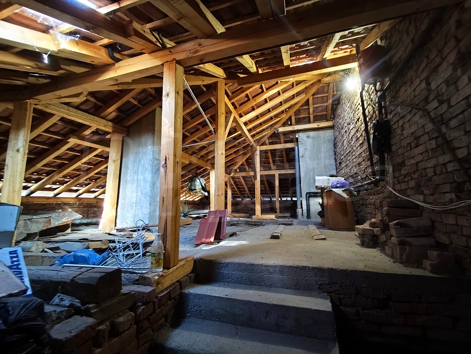 Gallery Picture 33