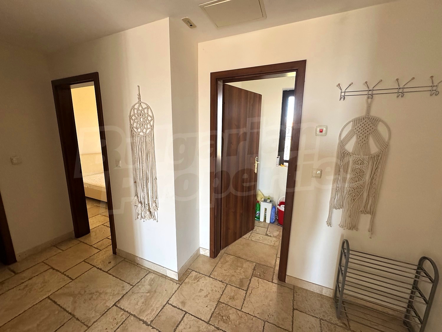 Gallery Picture 14